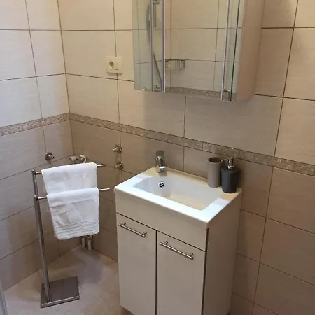 Rea Apartment
