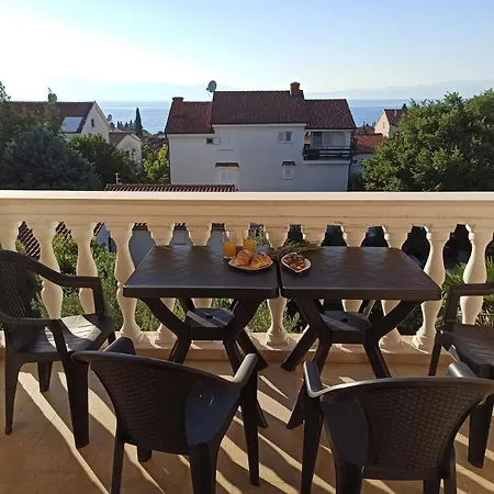 Rea Apartment
