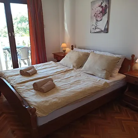 Apartment Rea *